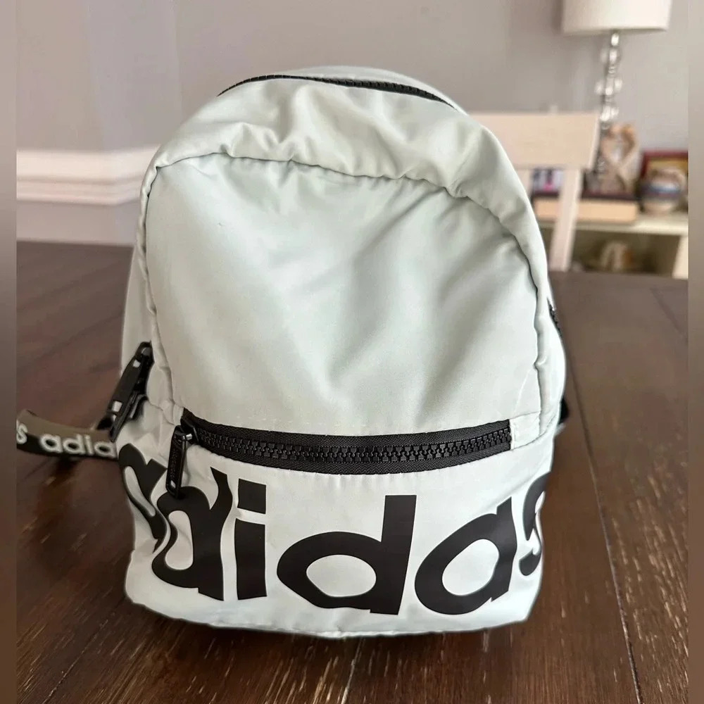 Adidas small backpack - Picture 1 of 12